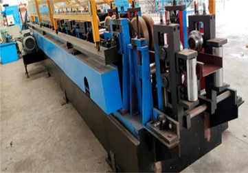 Roll Forming Machine