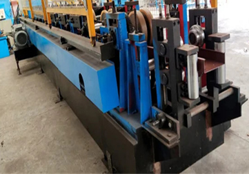 Roll Forming Machine