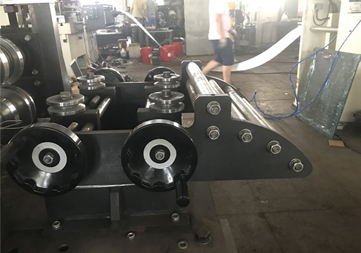 Roll Forming Machine